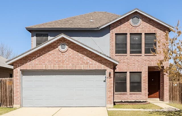 3-bedroom rental at 8151 Cheryl Meadow Dr in Converse TX