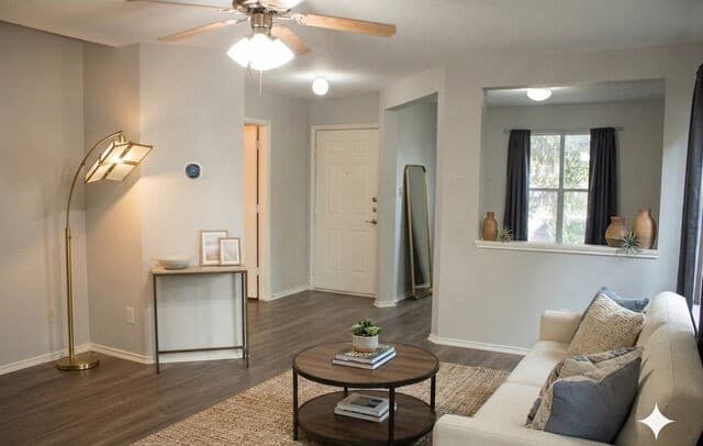 Home for sale at 15 Bedford Bay in San Antonio, TX — photo 5