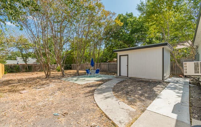 2-bedroom rental at 207 Hermine Blvd Unit 1 in San Antonio, TX — photo 1