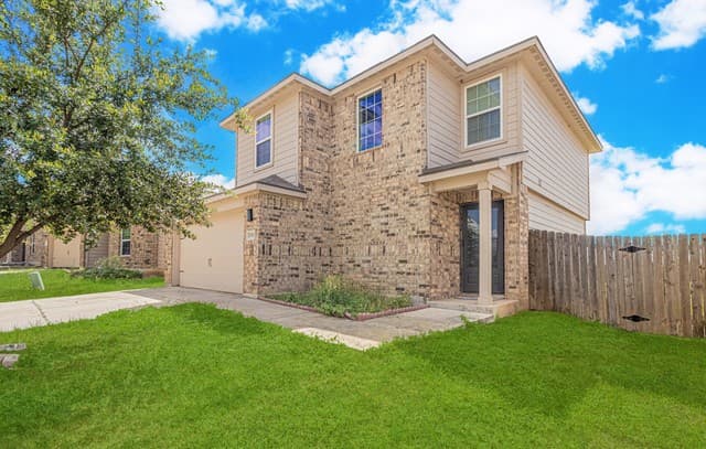 Home for sale at 15258 Snug Harbor Way in Von Ormy, TX — photo 2
