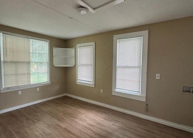 Home for sale at 326 Stonewall St in San Antonio, TX — photo 5