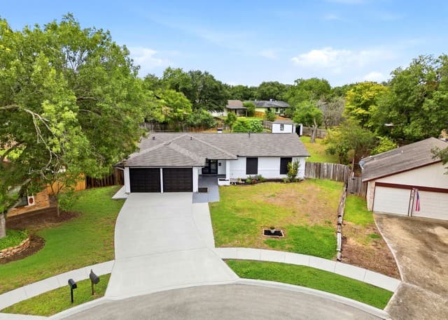 Home for sale at 12103 Stevens Ct in Live Oak, TX — photo 3