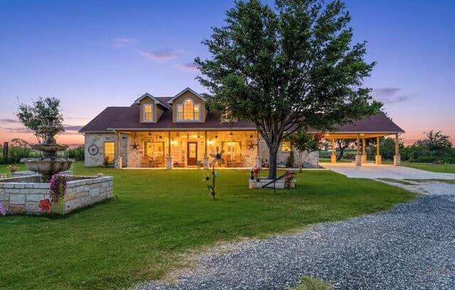 Home for sale at 16306 Somerset Rd unit 2 in Von Ormy, TX — photo 1