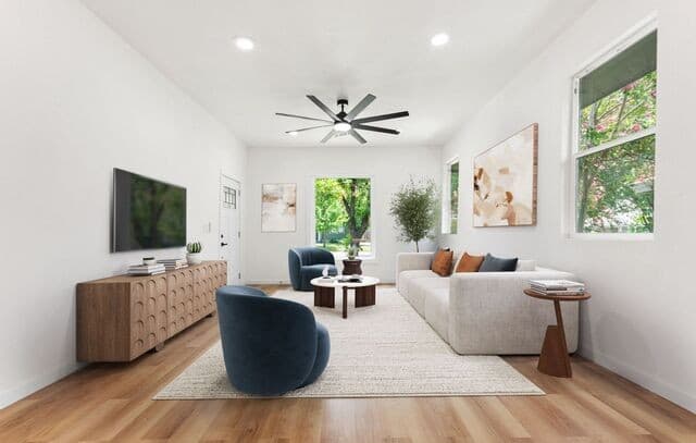 Home for sale at 1109 W Huisache Avenue in San Antonio, TX — photo 4