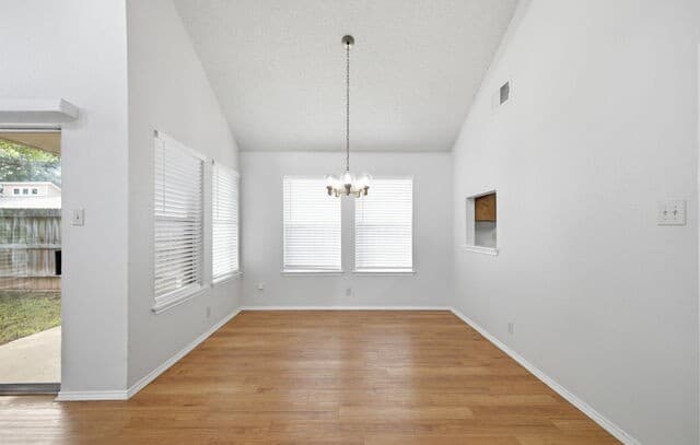 3-bedroom rental at 2713 Lockwood Ln in Schertz, TX — photo 3
