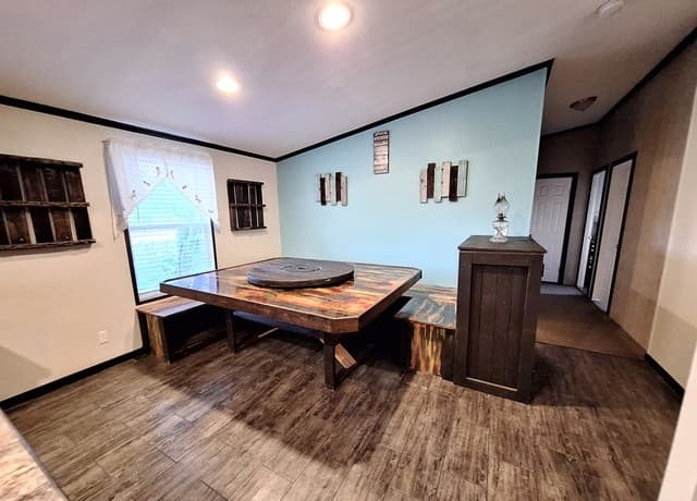 Home for sale at 411 County Road 561 in Castroville, TX — photo 5