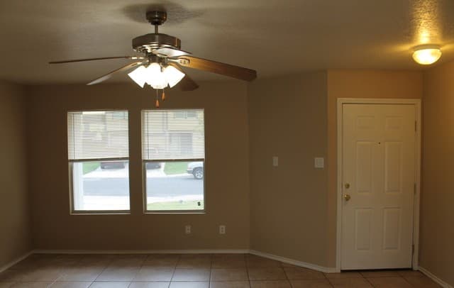 Home for sale at 4715 Appaloosa Run in San Antonio, TX — photo 5