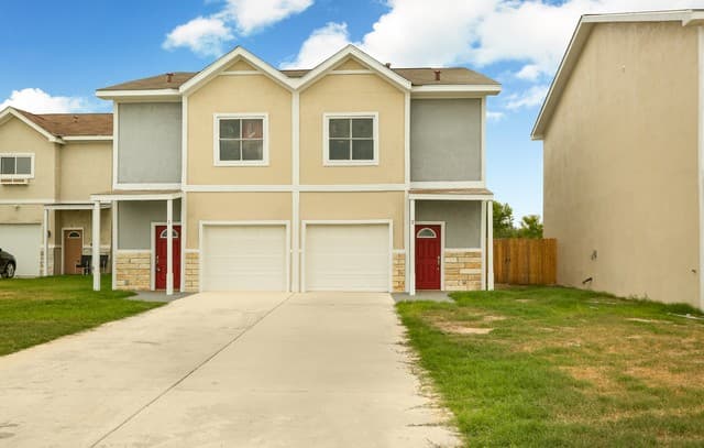 3-bedroom rental at 8611 Key Windy Way Unit 2 in Converse, TX — photo 1