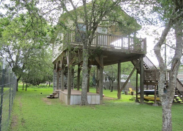 Home for sale at 477 Paloma Dr. in Bandera, TX — photo 3