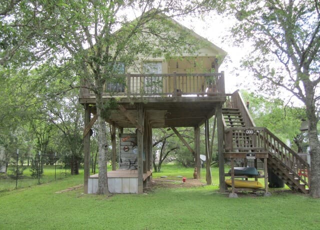 Home for sale at 477 Paloma Dr. in Bandera, TX — photo 4