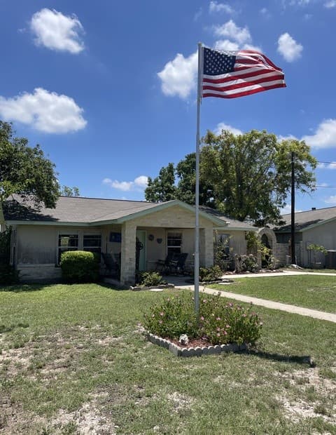 Home for sale at 402 County Road 574 in Castroville, TX — photo 1