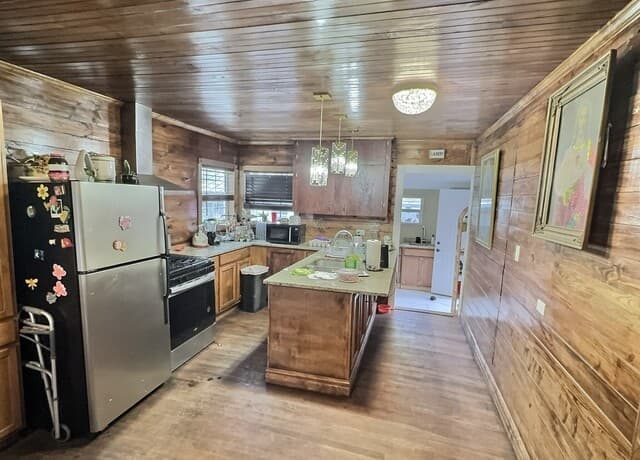 Home for sale at 115 Robert E Lee in San Antonio, TX — photo 4