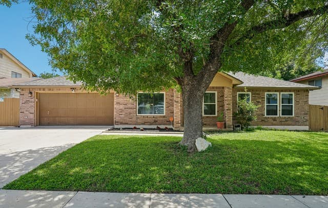 Home for sale at 11914 Briarpath St in San Antonio, TX — photo 1