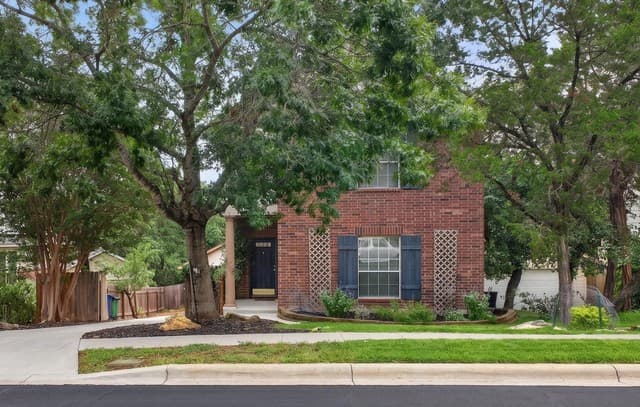 4-bedroom home for sale at 8811 Pavilion Pl in San Antonio TX