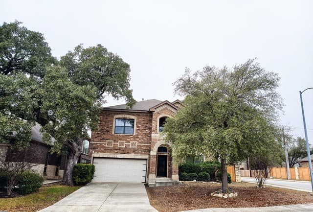 3-bedroom home for sale at 7663 Culebra Valley in San Antonio TX