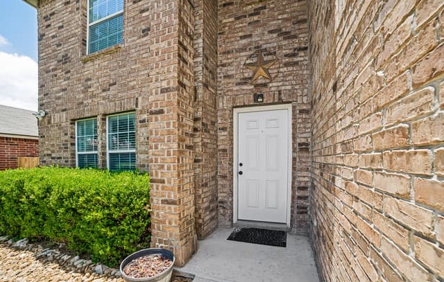 Home for sale at 9511 Kirk Pond in San Antonio, TX — photo 4