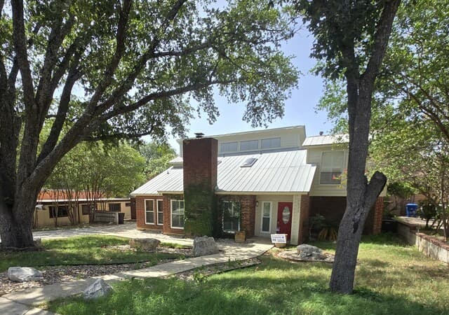 4-bedroom rental at 3623 Green Spg in San Antonio, TX — photo 4