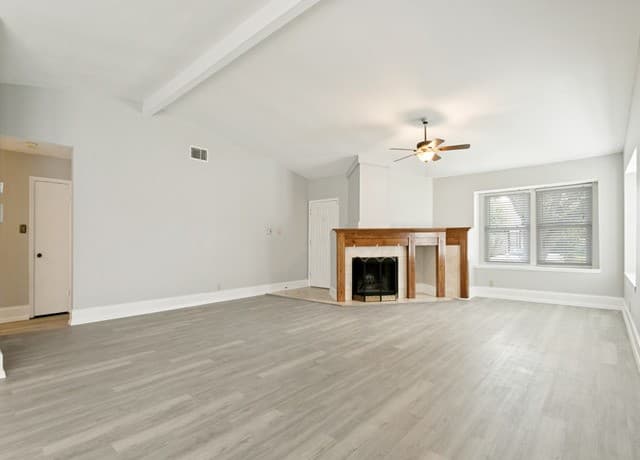 Home for sale at 6827 Country Hl in San Antonio, TX — photo 3