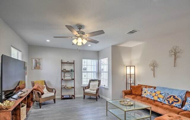 Home for sale at 428 Burcham Ave in San Antonio, TX — photo 4
