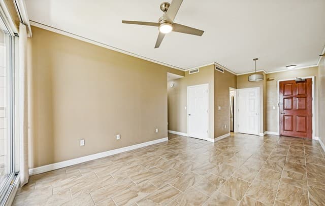1-bedroom rental at 1 Towers Park Ln Unit 1205 in San Antonio, TX — photo 4