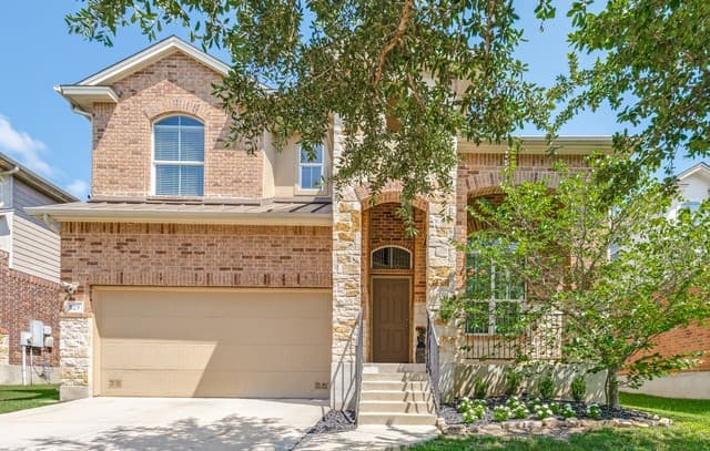 Home for sale at 829 Marbella in Cibolo, TX — photo 1