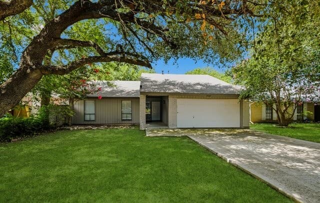 Home for sale at 4622 La Marquesa St in San Antonio, TX — photo 1