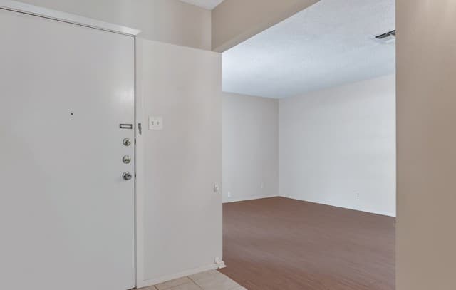 4-bedroom rental at 143 Forrest Trl in Universal City, TX — photo 2