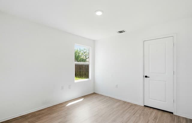 Home for sale at 926 Manero Pass in San Antonio, TX — photo 5
