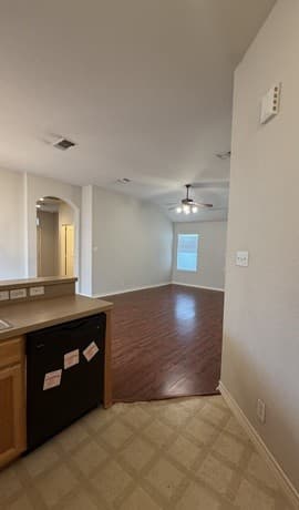 Home for sale at 609 Meadow Arbor Ln in Universal City, TX — photo 5