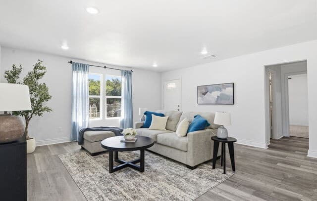 Home for sale at 943 S San Eduardo in San Antonio, TX — photo 1