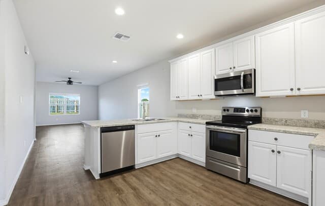 Home for sale at 7608 Zenith Ln in San Antonio, TX — photo 5