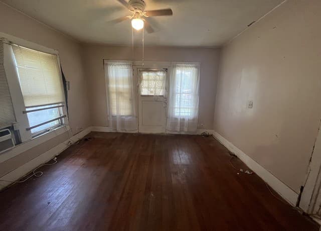 Home for sale at 205 E White in San Antonio, TX — photo 2