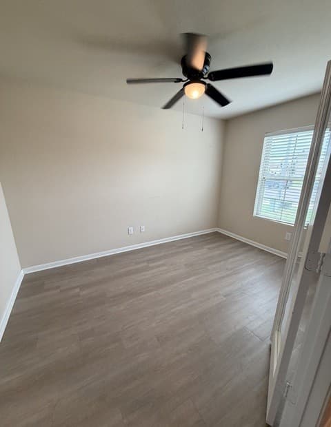 Home for sale at 810 Retama in San Antonio, TX — photo 4