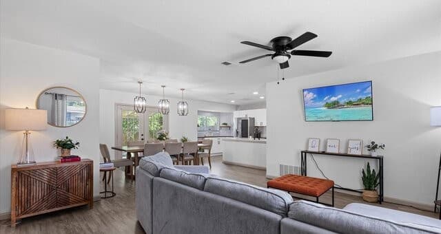 Home for sale at 4306 Desert View Dr in San Antonio, TX — photo 3