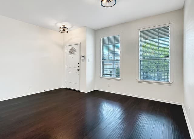 Home for sale at 9015 Burnt Peak in Helotes, TX — photo 4