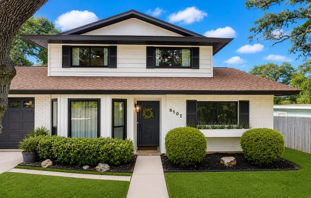 Home for sale at 8507 Rockmoor in San Antonio, TX — photo 2