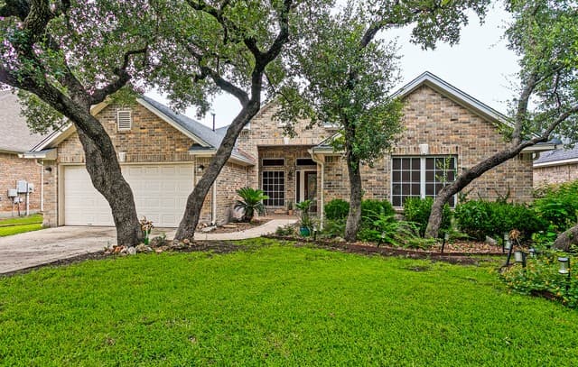 3-bedroom home for sale at 24824 Shinnecock Trl in San Antonio TX