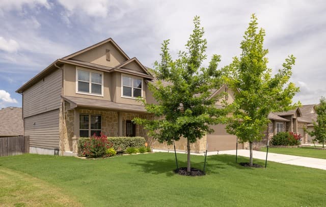 4-bedroom rental at 5489 Cypress Pt in Schertz, TX — photo 2