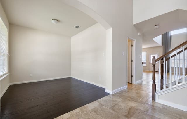 4-bedroom rental at 5489 Cypress Pt in Schertz, TX — photo 3