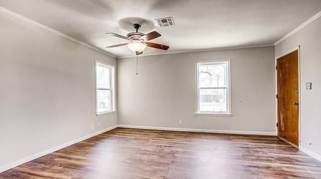 Home for sale at 201 Brenda Dr in Converse, TX — photo 4