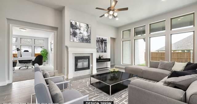 Home for sale at 154 Range Creek in Castroville, TX — photo 3