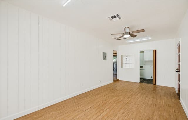 Home for sale at 203 Eastover in San Antonio, TX — photo 5