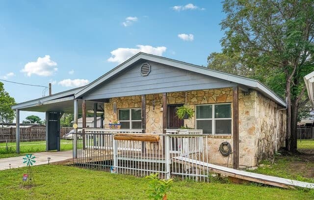 Home for sale at 4229 & 4225 Mansion in Von Ormy, TX — photo 5