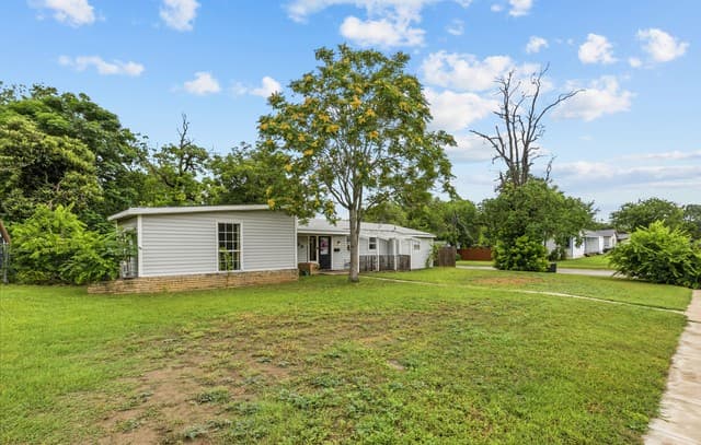 Home for sale at 530 John Adams Dr in San Antonio, TX — photo 3
