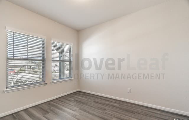 4-bedroom rental at 9510 Falls Canyon Blvd in Converse, TX — photo 5