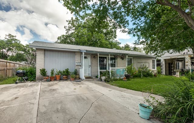 Home for sale at 431 Kopplow in San Antonio, TX — photo 3