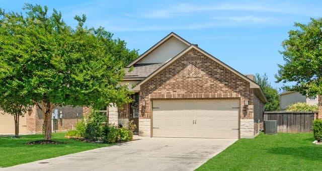 Home for sale at 217 Maxwell in Boerne, TX — photo 1