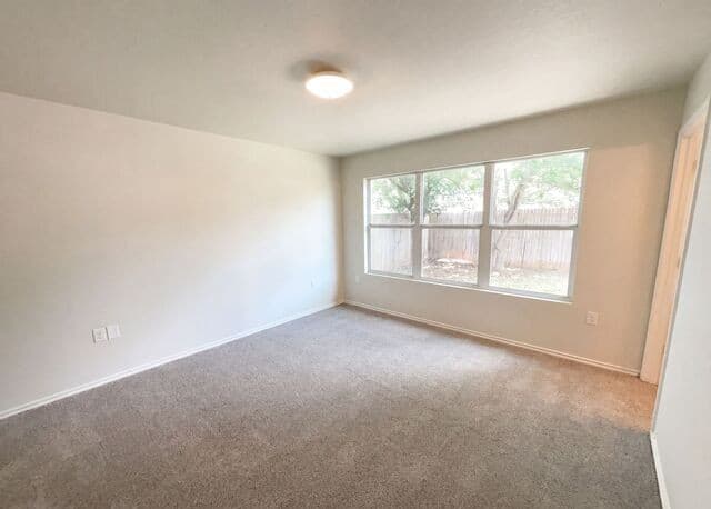 Home for sale at 8906 Mission Brk in San Antonio, TX — photo 4