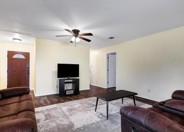 Home for sale at 8806 Mission Top in San Antonio, TX — photo 4