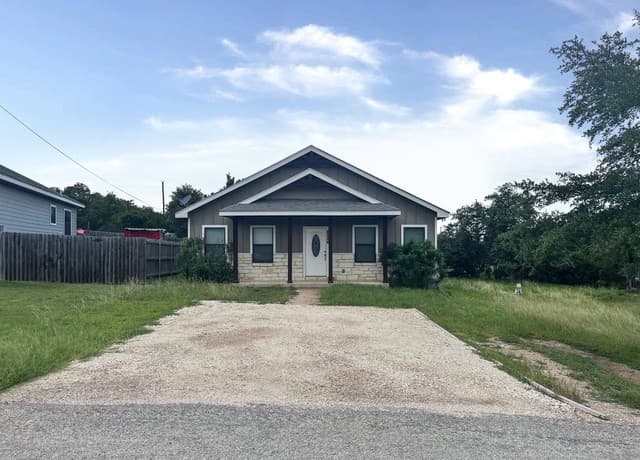 Home for sale at 1491 Live Oak Dr in Spring Branch, TX — photo 1